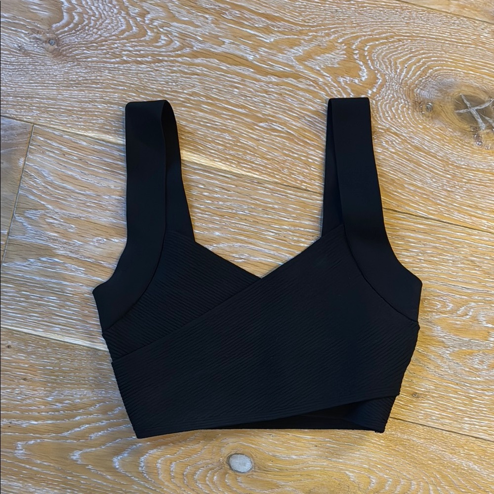 Aritzia Babaton Greek Sculpt Knit Black Wrap Crop Top